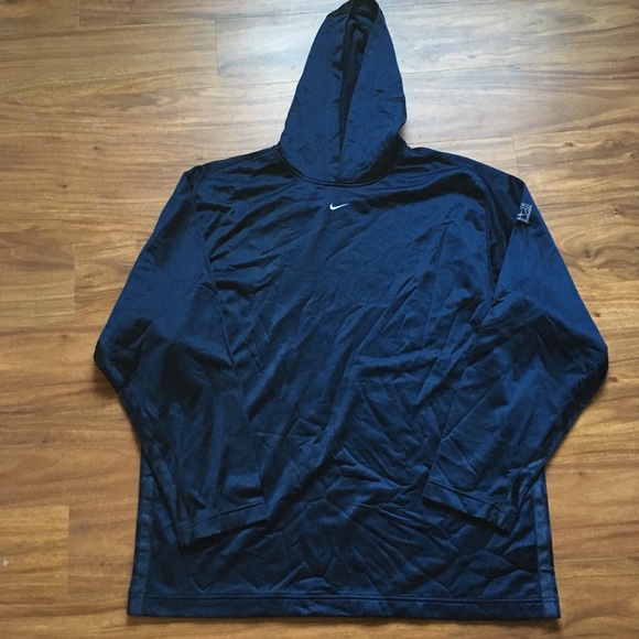 travis scott center swoosh